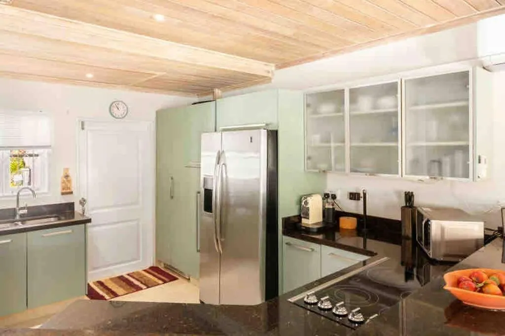 Nanpa, Luxury Family Three Bed Villa, St James West Coast, Private Pool Saint James Holiday home